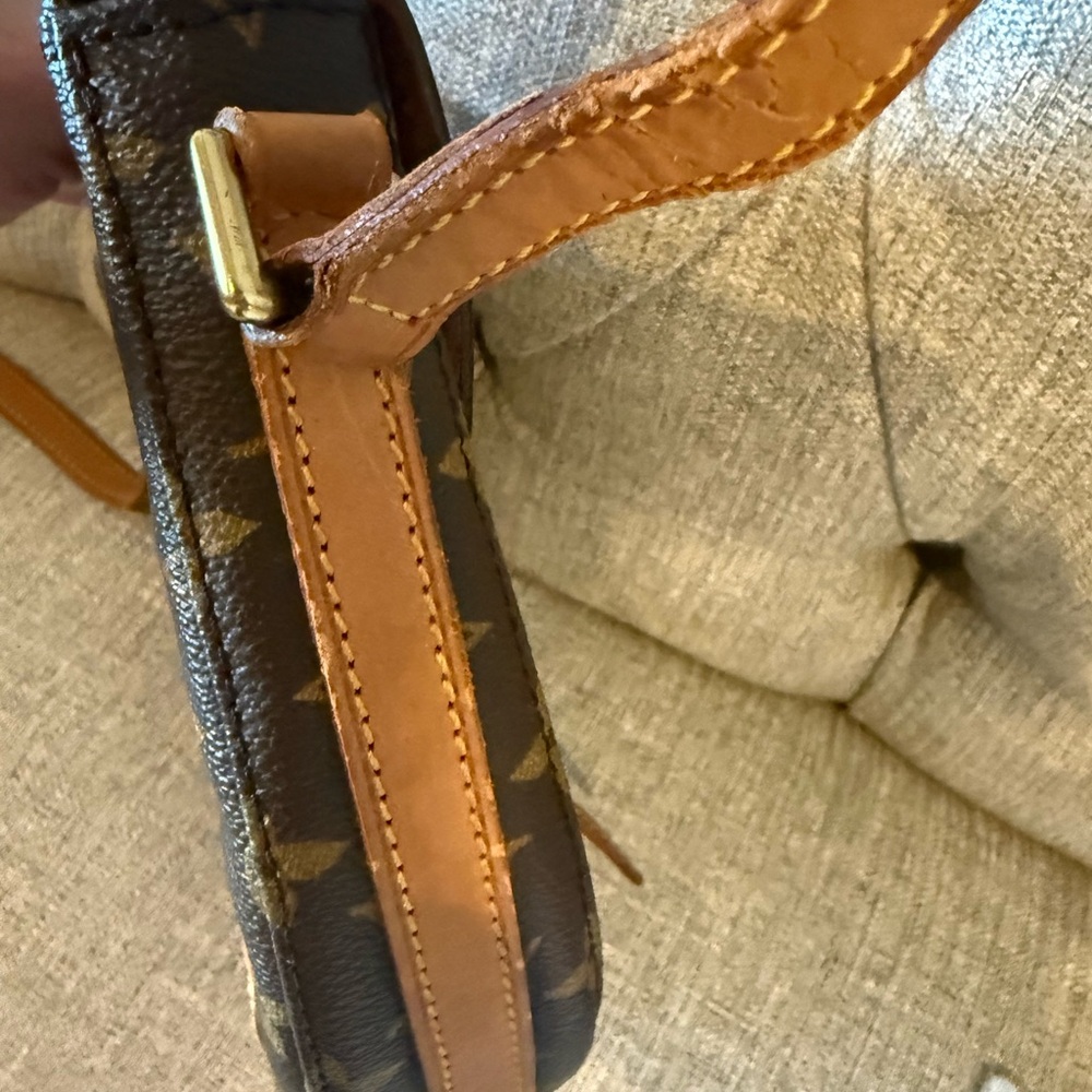 Vintage Louis Vuitton Chantilly PM - Picture 7 of 8